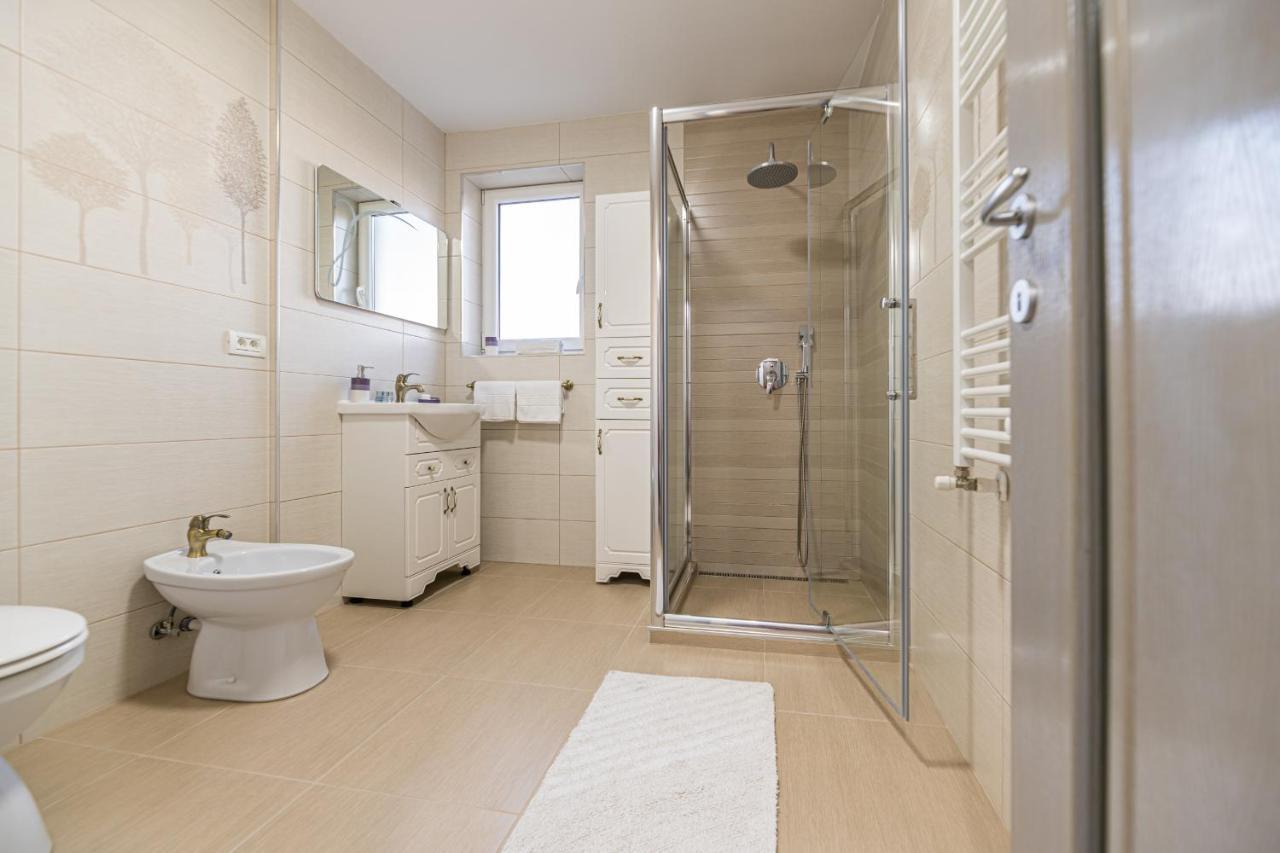 Apartamente Lavender Brassó Kültér fotó